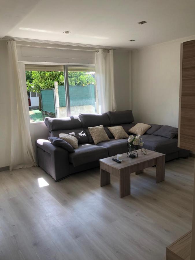 Vivienda Amplia Y Luminosa A Escasos Metros De La Playa De Cangas. מראה חיצוני תמונה