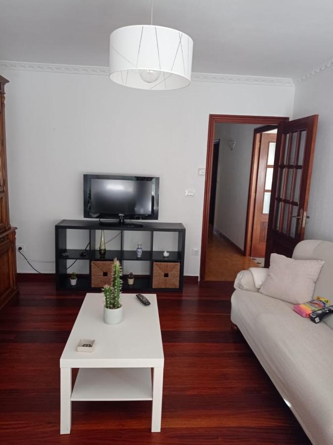 Vivienda Amplia Y Luminosa A Escasos Metros De La Playa De Cangas. מראה חיצוני תמונה