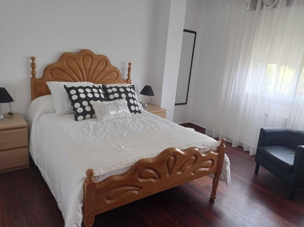 Vivienda Amplia Y Luminosa A Escasos Metros De La Playa De Cangas. מראה חיצוני תמונה