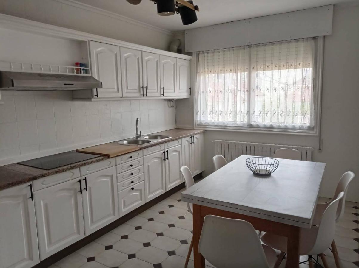 Vivienda Amplia Y Luminosa A Escasos Metros De La Playa De Cangas. מראה חיצוני תמונה